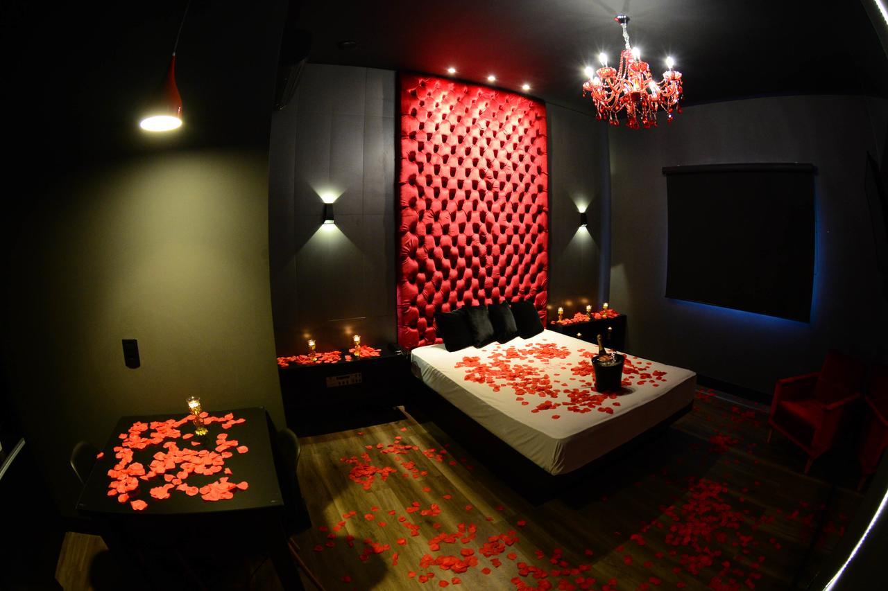 Helus Love hotel